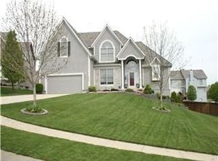 7026 Alden St, Shawnee, KS 66216