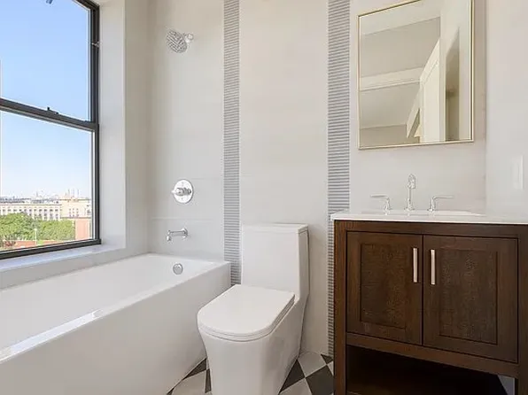 524 West 134th Street image 7 of 13