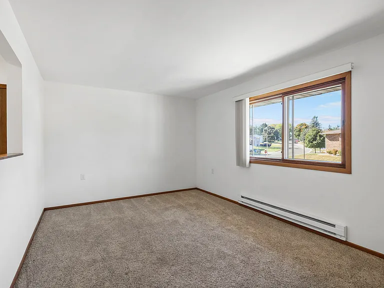 501 Alan Dr #204 — Photo 8