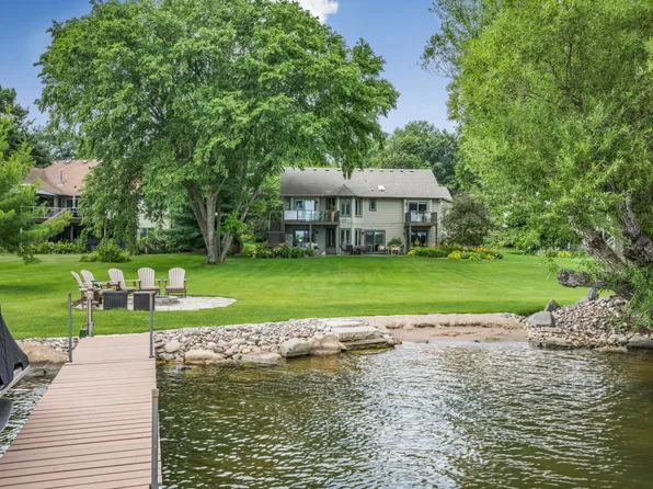 19363 E Tri Oak Cir NE, East Bethel, MN 55092