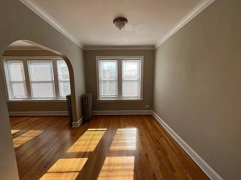 6866 N Overhill Ave #3 — Photo 2