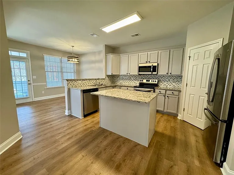 2662 Pierce Brennen Ct — Photo 10