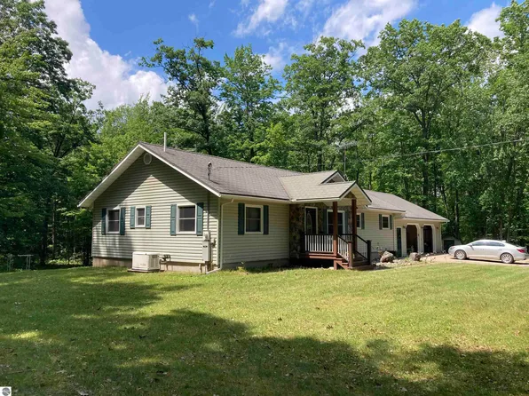 4747 N Campbell Rd, Rose City, MI 48654