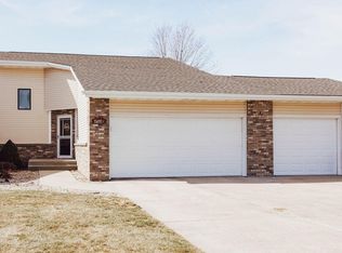 1539 Northridge Rd, Mitchell, SD 57301