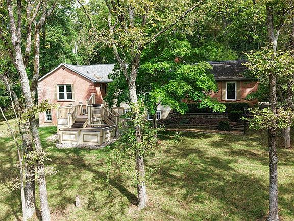2nd image of 3304 Wagner Rd