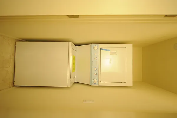 Rented by RES New York | media 4