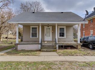 615 S Monroe St, Xenia, OH 45385