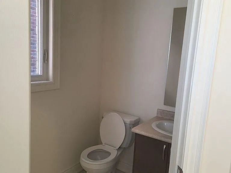172 Bloomfield Cres — Photo 15