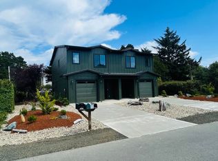 1353-1355 Baltimore Ave SE #CLA173-1353, Bandon, OR 97411