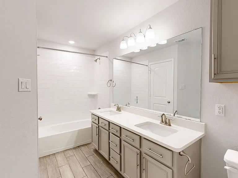 2417 Lavigne Ct — Photo 21