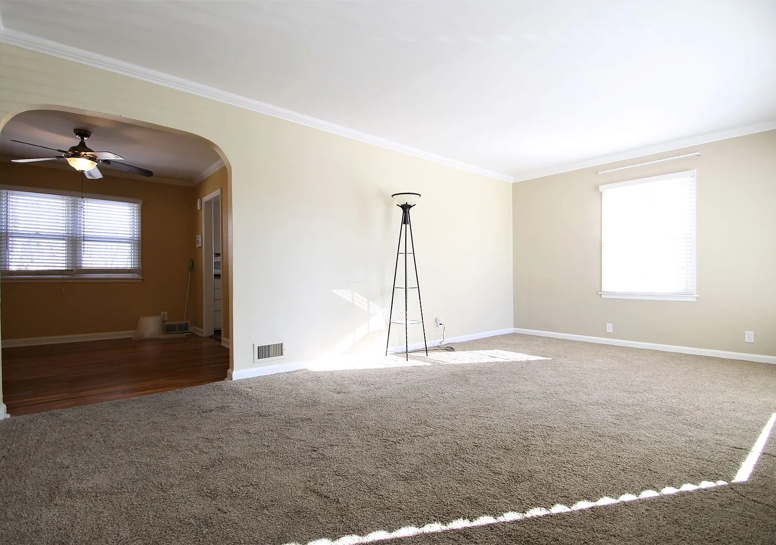 3 Bedroom / 2 Bath Home! | Omaha, Ne — Photo 3