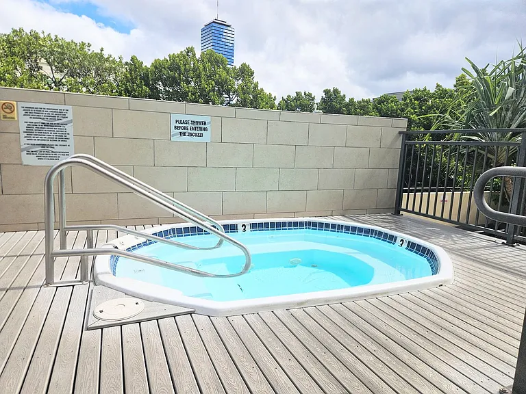1717 Ala Wai Blvd #1402 — Photo 14