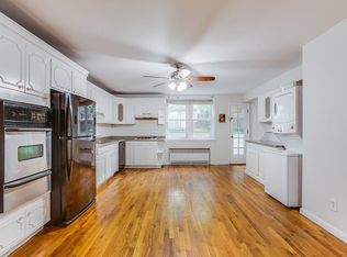1214 Bloomfield St #1, Hoboken, NJ 07030