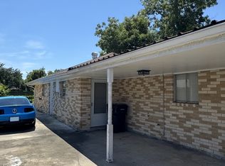 208 W Genie St #1, Chalmette, LA 70043