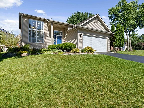 2nd image of 3840 Pepper Dr