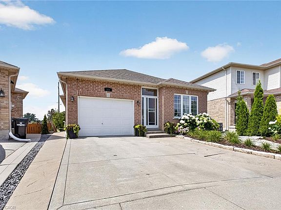 3rd image of 118 Chester Dr