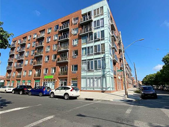3rd image of 136-21 Latimer Pl #5L