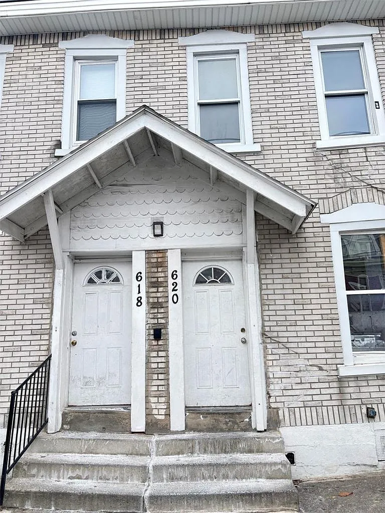1 bed, 1.0 bath, 333 sqft, $1,025 — Photo 1