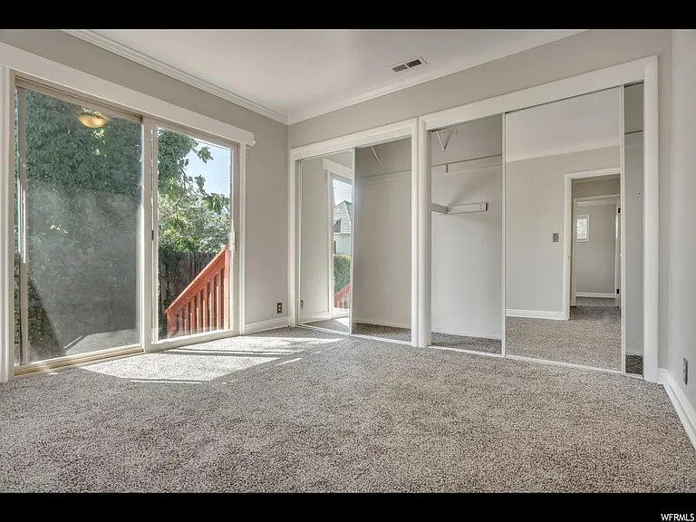 923 E 500 S — Photo 11