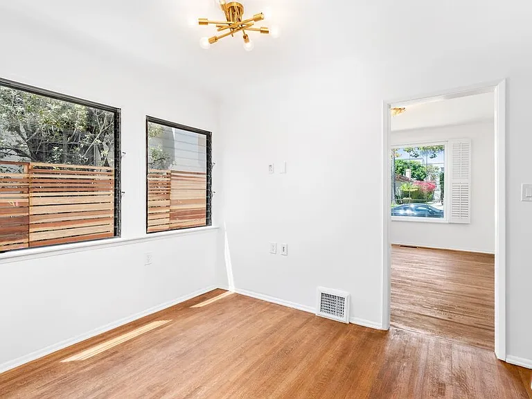 340 S Maple Dr — Photo 11