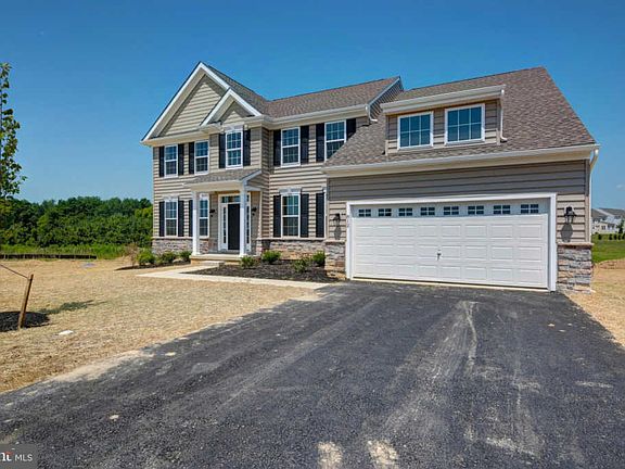 2nd image of 812 Guthrie Cir