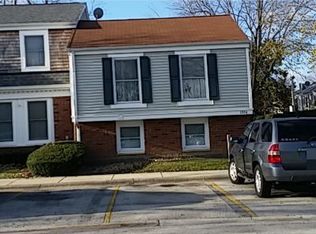 1976 Cheltenham Pl, Hoffman Estates, IL