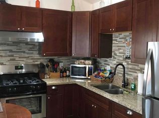 48 Rockaway Rd, Oak View, CA 93022