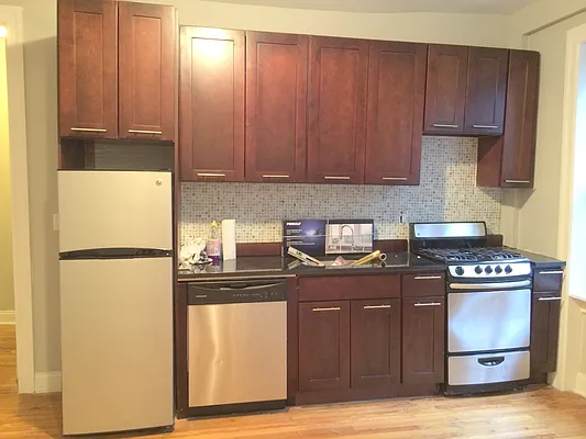 Rented by Uptown Flats LLC | media 8