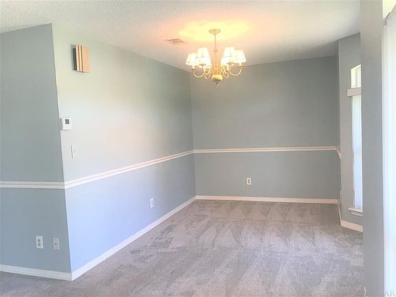 5th image of 1745 Crest Ln