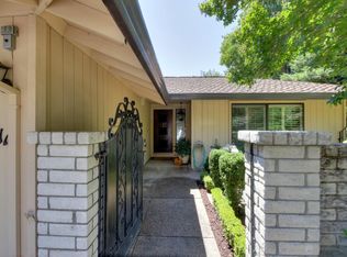 1114 Commons Dr, Sacramento, CA 95825