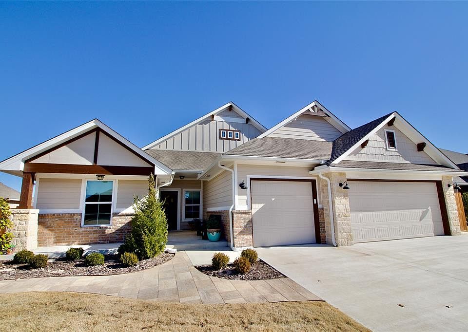 1st image of 3117 Langley Dr