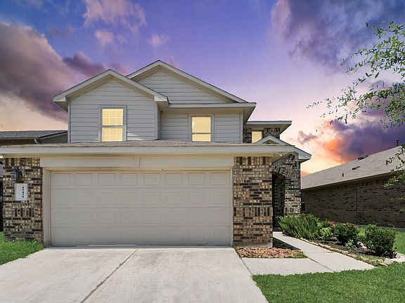 2nd image of 15439 Cipres Verde St