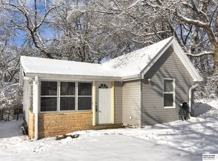 2008 N 63rd St, Omaha, NE 68104