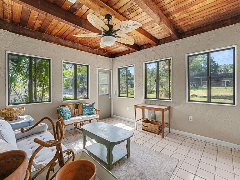 851 Rolling Woods Ln — Photo 24