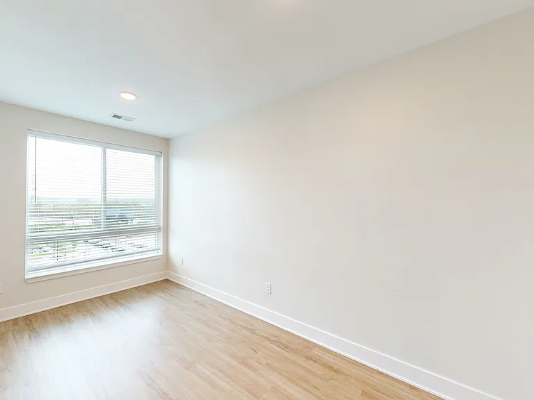 Factory 52 Apartments — Photo 104