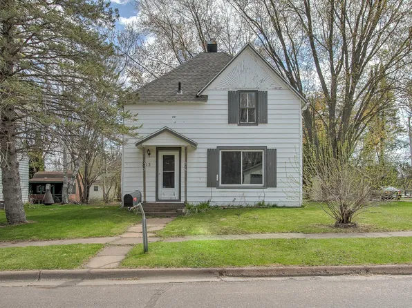 313 1st St, Sandstone, MN 55072