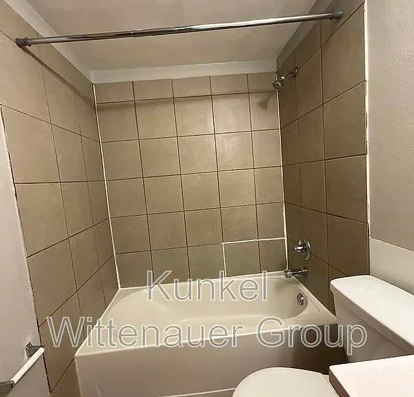 1808-4 Jamestown Rd — Photo 18