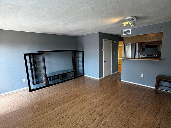 2nd image of 2500 E Park Blvd APT U11