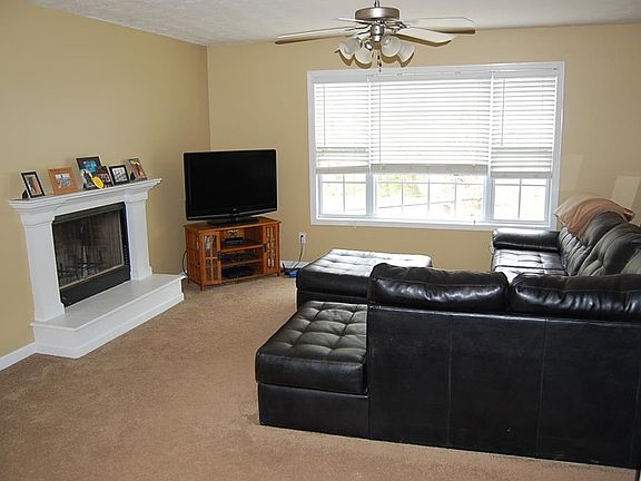 3rd image of 117 W White St