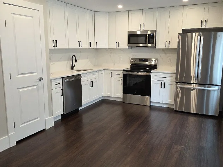 3185 New York 22 #B4 — Photo 5