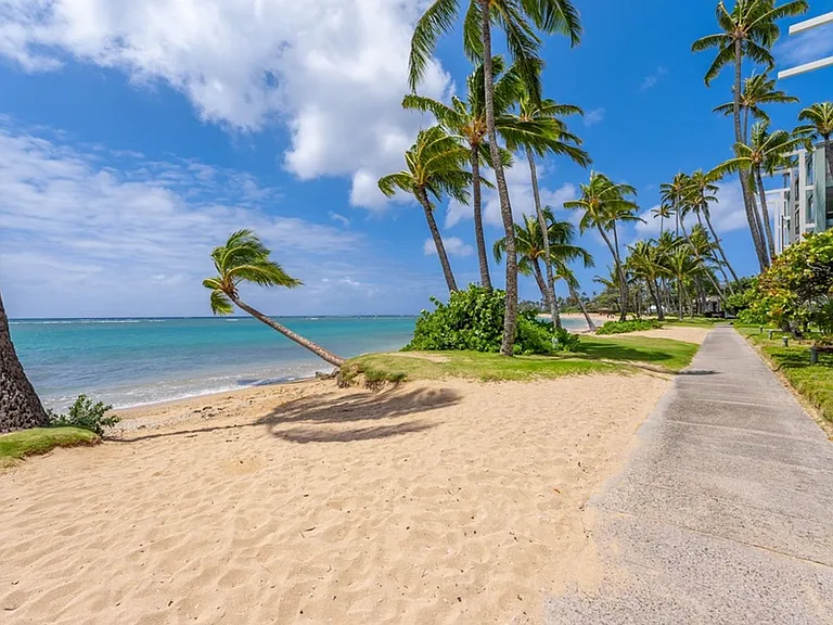 4818 Kahala Ave — Photo 51