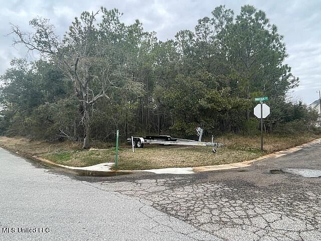 2nd image of Magnolia Ln Lot 3