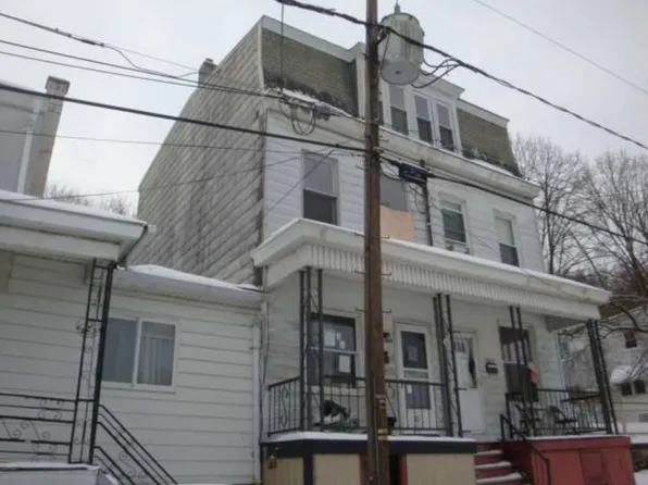 1032 Brock St, Ashland, PA 17921