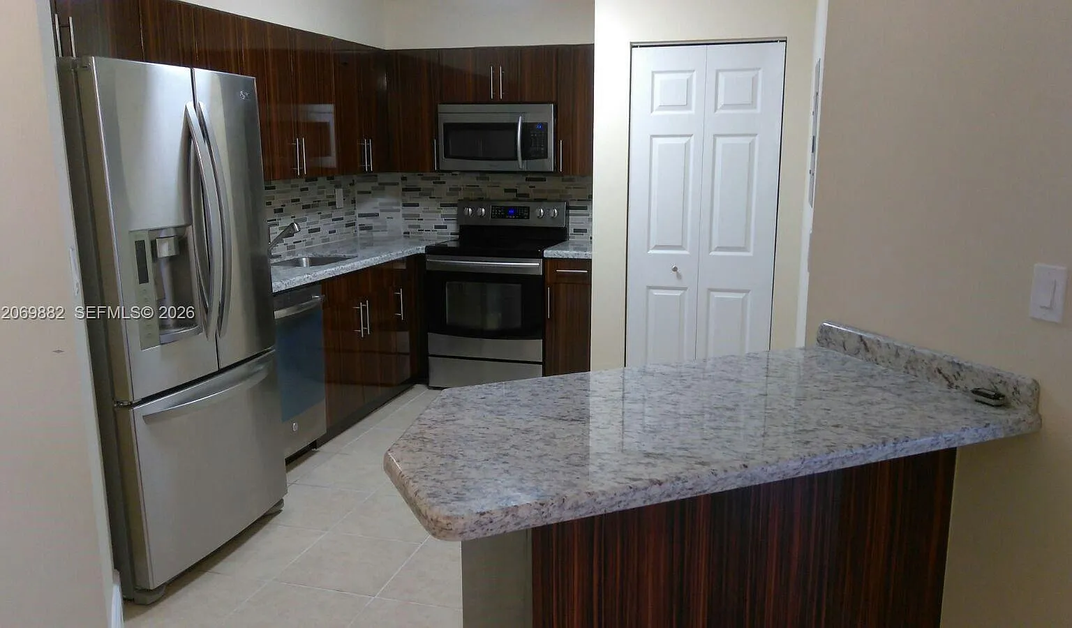 Mirassou Condo — Photo 1