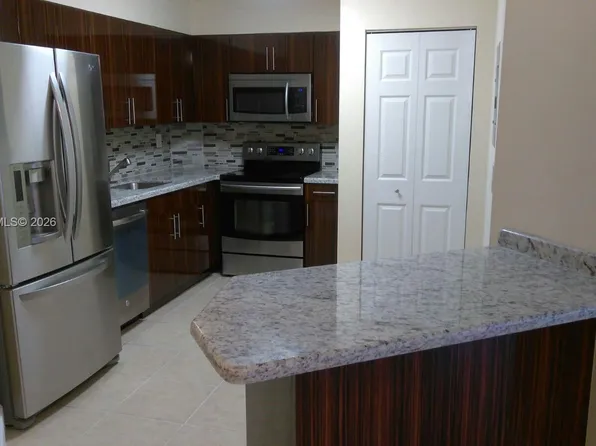 6195 NW 186th St APT 417, Hialeah, FL 33015
