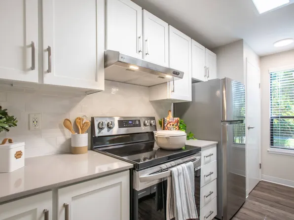 Brackett Apartments