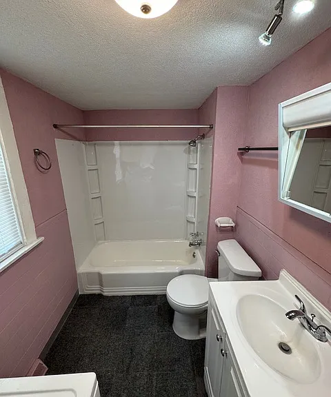 1233 S 34th St — Photo 13