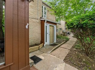 231 Woodside Rd, Pittsburgh, PA 15221