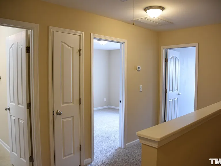 219 Murray Glen Dr — Photo 8