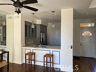 3 bed, 2.5 bath, 1362 sqft, $4,250 — Photo 2